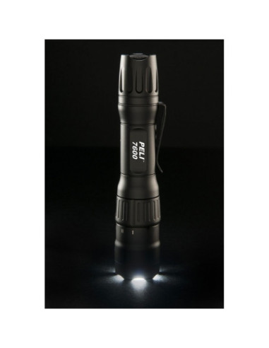 TORCHE LED RECHARGEABLE 7600 PELI™